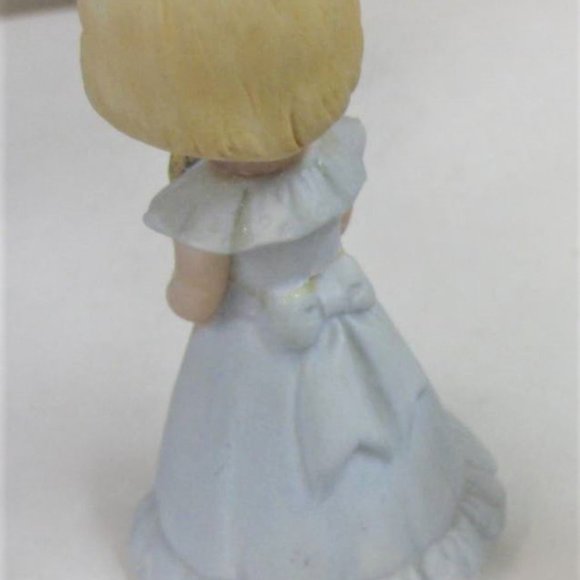 Enesco Growing Up BIRTHDAY GIRLS Age 7 Ceramic Figurine Vintage Dress - Picture 2 of 5